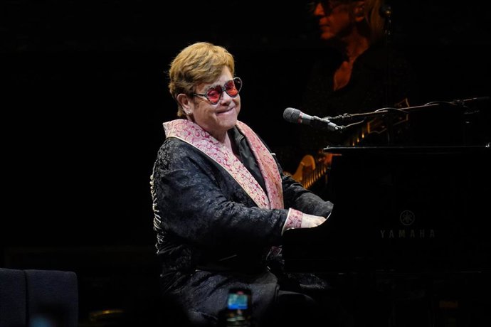 Archivo - Elton John durante un concierto en julio de 2023 en la capital de Suecia, Estocolmo (archivo)
