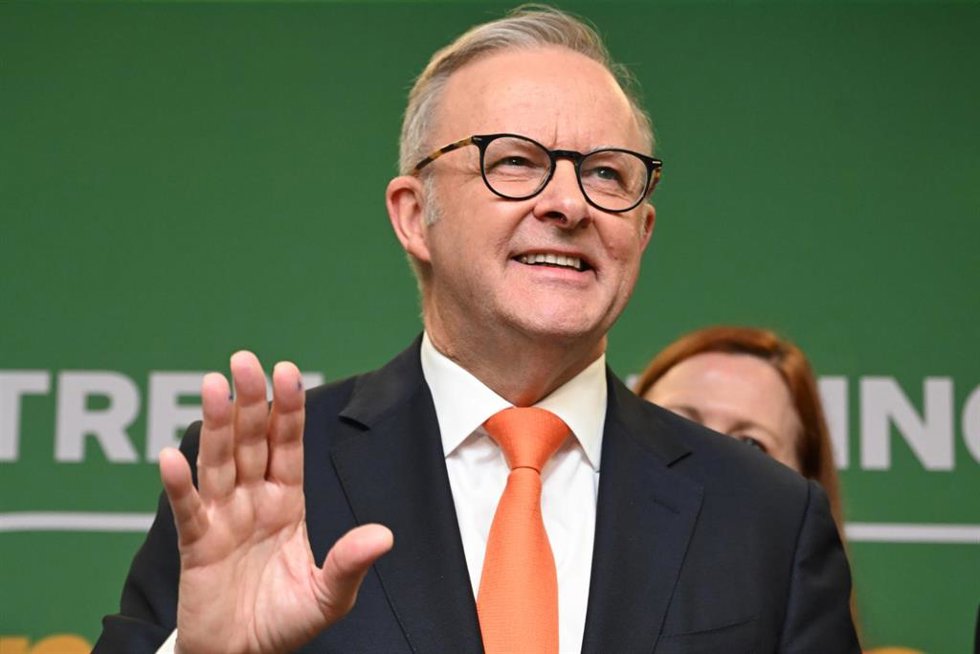 El primer ministro de Australia, Anthony Albanese, durante un acto de campaña en Adelaida de cara a las elecciones generales de mayo de 2025 (archivo)