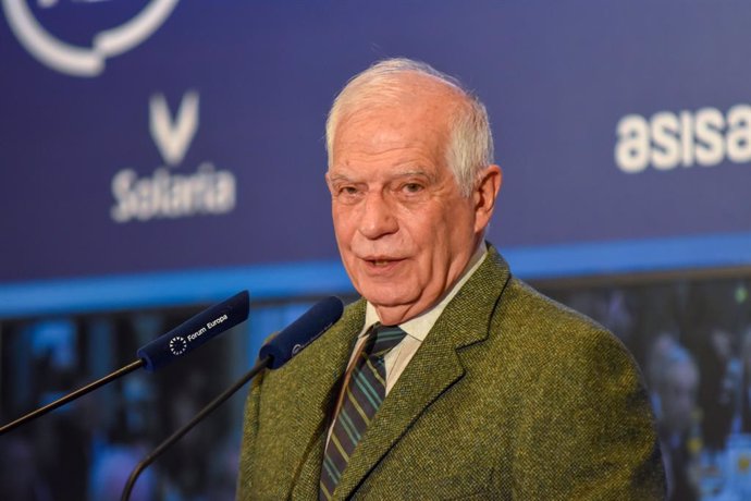 Archivo - El president del Cidob, Josep Borrell