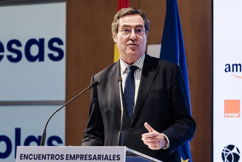 Garamendi (CEOE) ve los aranceles de Trump no solo "un problema para España o Europa, sino para el mundo".