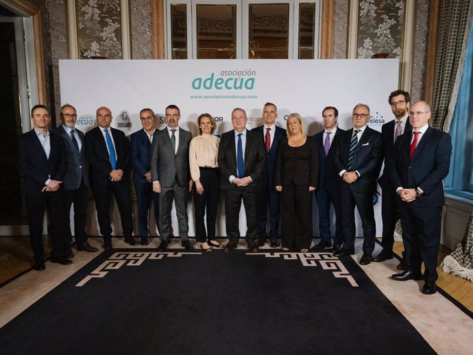 La inauguración de la Asociación Española de Empresas de Ensayos, Inspección y Certificación (ADECÚA), que ha tenido lugar hoy en Madrid.