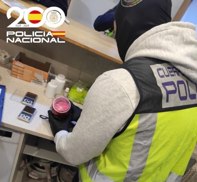 Desmantelado en un piso de Burgos el primer 'Drug Shop' especializado en cocaína rosa también llamada 'Tusi'.