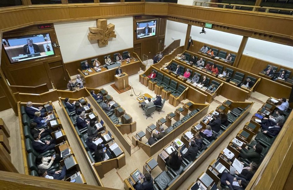 El Pleno ha debatido este jueves sobre los modelos lingüísticos en la enseñanza