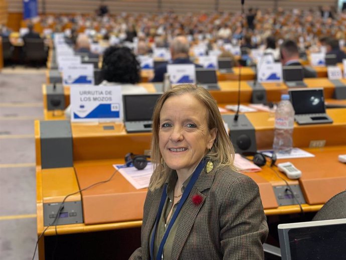 La consejera de Presidencia del Gobierno de Cantabria, Isabel Urrutia, en el pleno del Comité de las Regiones (CdR)