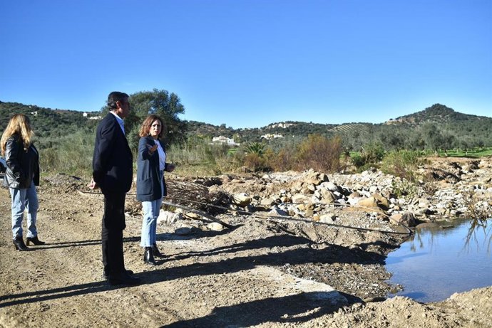 Navarro y Fernando Fernandez informan sobre actuaciones en cauces