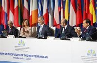 Armengol afirma que los aranceles de Trump "nos condicionan a todos" y Europa se enfrenta a una "crisis histórica"