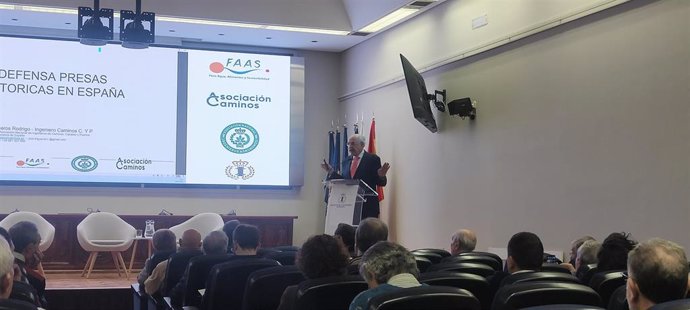 Más de 100 ingenieros piden una moratoria general de la demolición de presas hasta estudiar su impacto social.