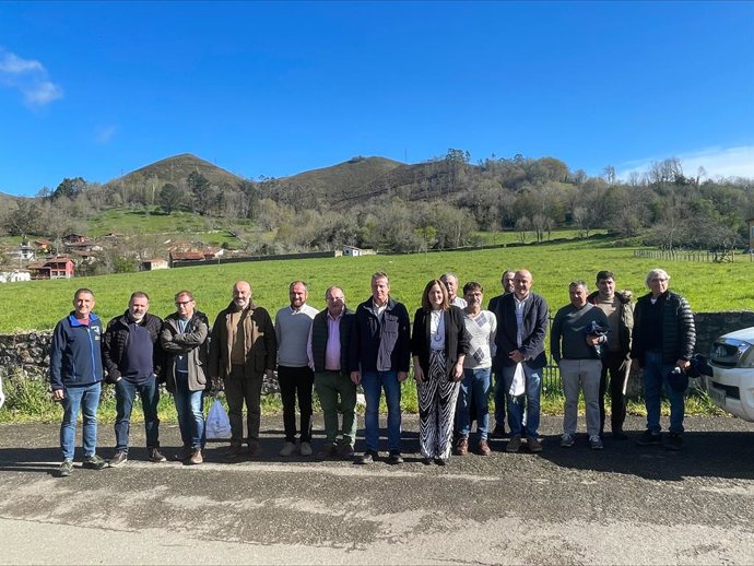 Visita al oriente del consejero Marcelino Marcos Líndez