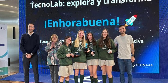 La consejera de Educación, Cultura y Deporte del Gobierno de Aragón, Tomasa Hernández, ha participado en la jornada 'TecnoLab' sobre vocaciones tecnológicas