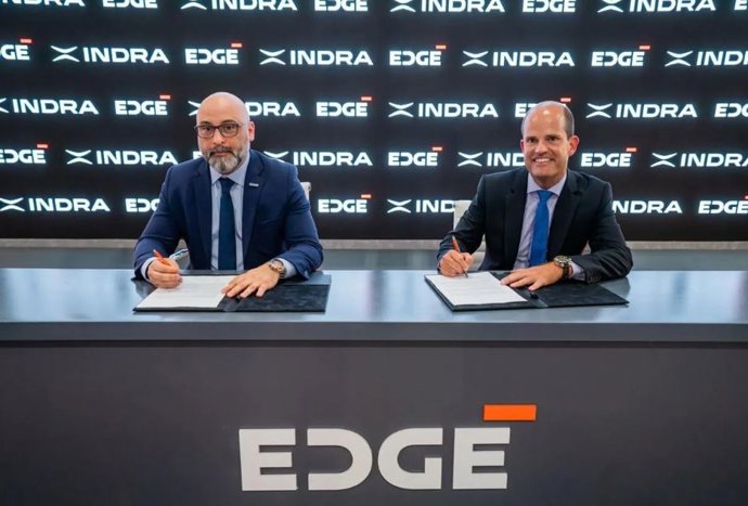 Firma del acuerdo entre Indra y Edge Group para activar las operaciones de su 'joint venture' de radares, denominada Pulse, en América Latina.