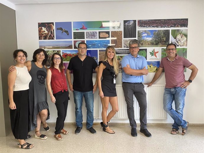 Imagen de los investigadores/as implicados en el artículo