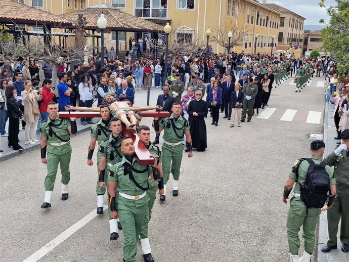 Imagen de la Solemne Procesión del Cristo Universitario de la Salud en la UCAM