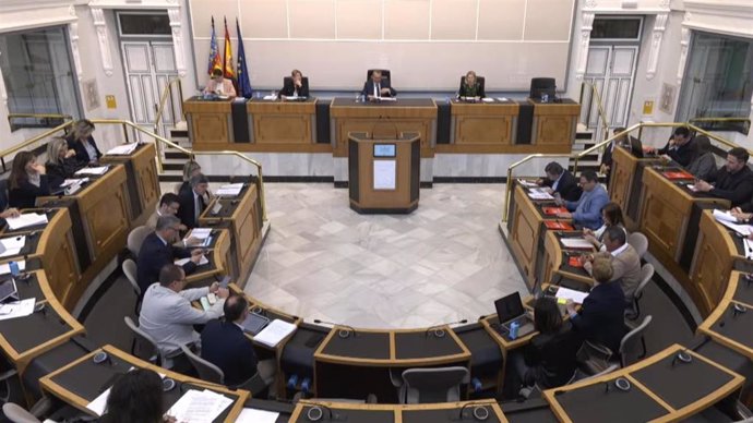 Pleno ordinario de abril de la Diputación de Alicante.