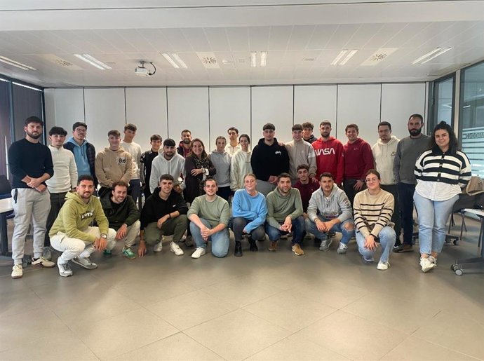 Un centenar de alumnos han realizado o están realizando sus prácticas en distintas áreas de Sandfire Matsa.