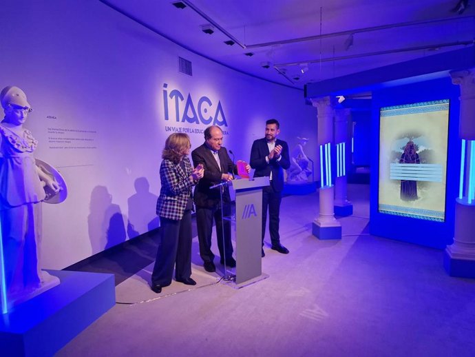 Abanca y Afundación presentan en Vigo una exposición interactiva para mejorar la cultura financiera de los ciudadanos.