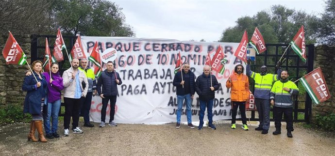 Huelga indefinida en la plantilla del parque de La Corchuela