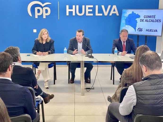 Reunión de Comité de Alcaldes del PP de Huelva.