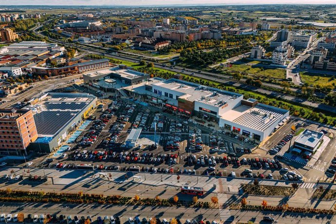 Economía/Finanzas.- Aberdeen e Irish Life compran un centro comercial en Fuenlabrada a Equlis