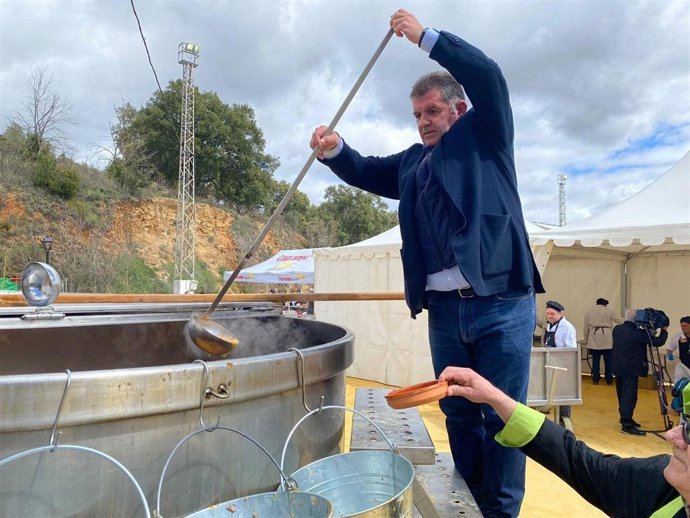Olla de preparación del Mayor Cocido del Mundo de Jabugo (Huelva).