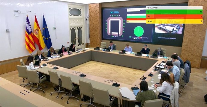 Reunión de la Comisión de Educación y Universidades del Parlament