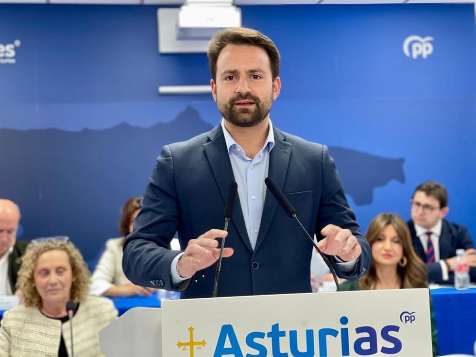 El presidente del PP asturiano, Álvaro Queipo, durante su intervención en la reunión del Comité Ejecutivo Regional del PP