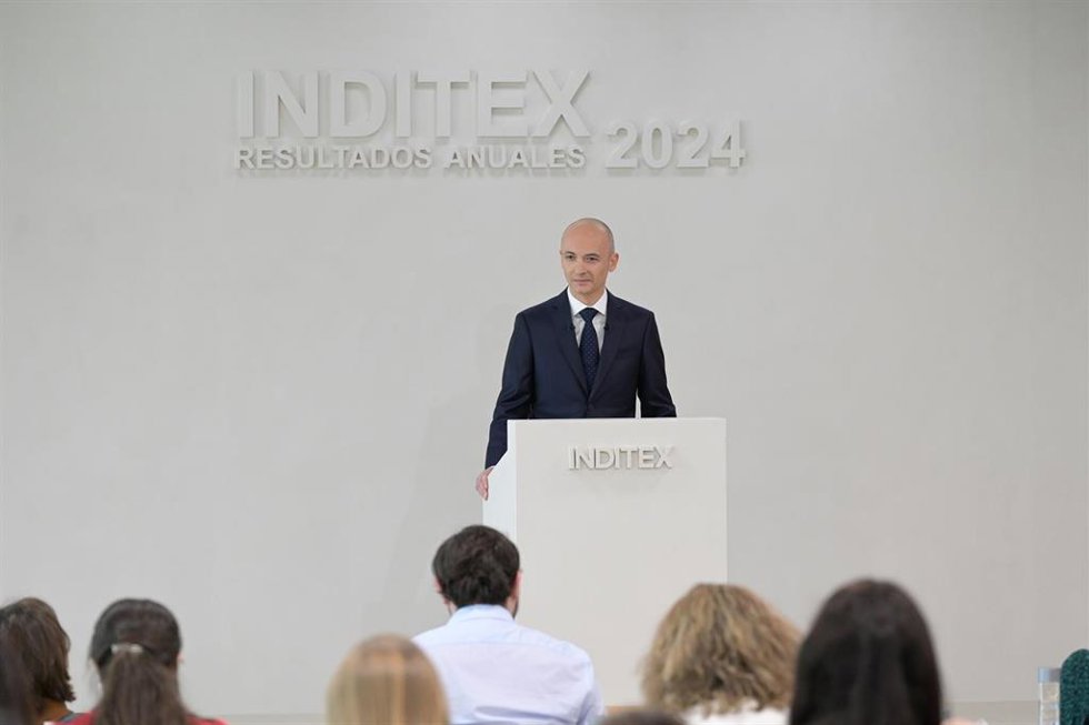 El consejero delegado de Inditex, Óscar García Maceiras, interviene durante la presentación de resultados de Inditex del 2024, a 12 de marzo de 2025, en Santiago de Compostela, A Coruña, Galicia (España). Inditex registró un beneficio neto récord de 5.8