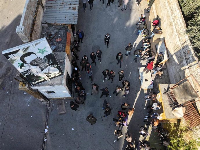 Archivo - Vista de la zona de Mazza, en Alepo, durante la entrega de armas al Gobierno de transición sirio (archivo)