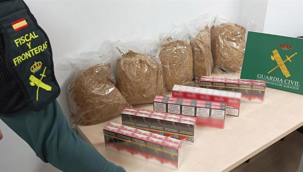 Tabaco intervenido a un vecino de Hellín.