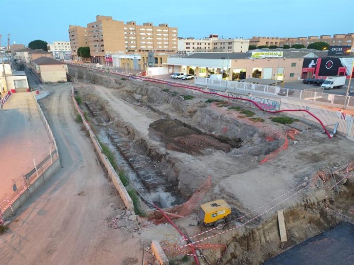 Archivo - Obras del AVE a su paso por Almería.