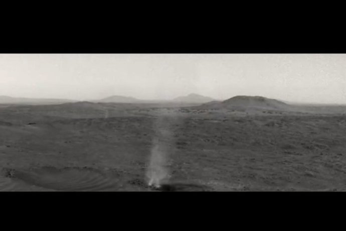 Diablo de polvo absorbiendo a otro en Marte