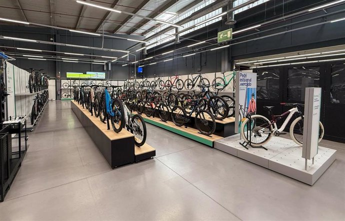 Decathlon inaugura en Rivas-Vaciamadrid su primera Pro shop de ciclismo de Segunda Vida en España.