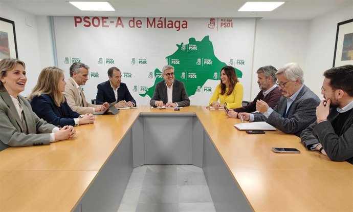 Reunión Josele Aguilar (PSOE) con parlamentarios Málaga