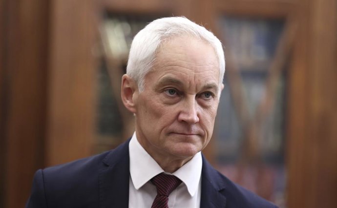 Archivo - Arquivo - O ministro da Defesa da Rússia, Andrei Belousov, durante uma reunião no Kremlin (arquivo)