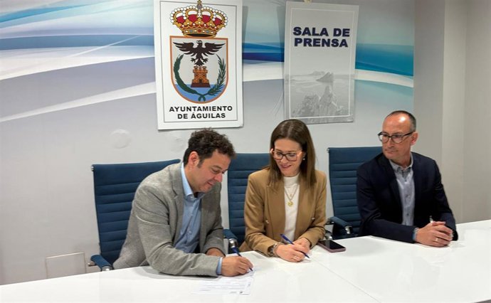 Imagen del acto de adhesión de Águilas a la Región de Murcia Film Commission.