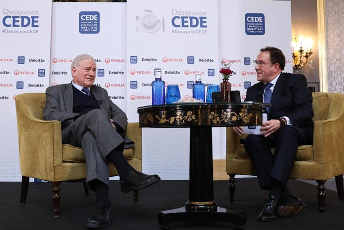 O cardiologista Valentín Fuster com o vice-presidente da Fundação CEDE, Ramón Adell.