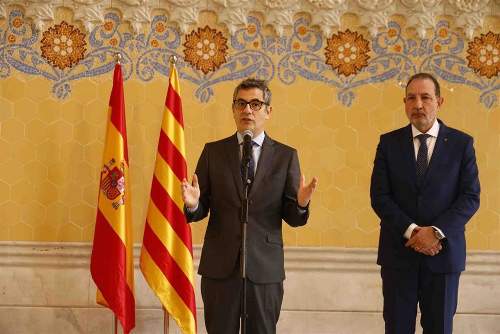 El ministro de la Presidencia, Justicia y Relaciones con las Cortes, Félix Bolaños, y el conseller de Justicia y Calidad Democrática, Ramon Espadaler