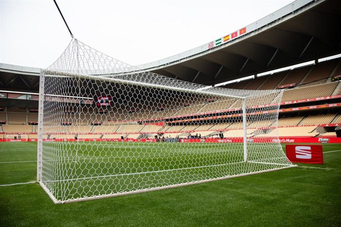 Archivo - Imagen del Estadio de La Cartuja antes de la final de Copa del Rey de 2024