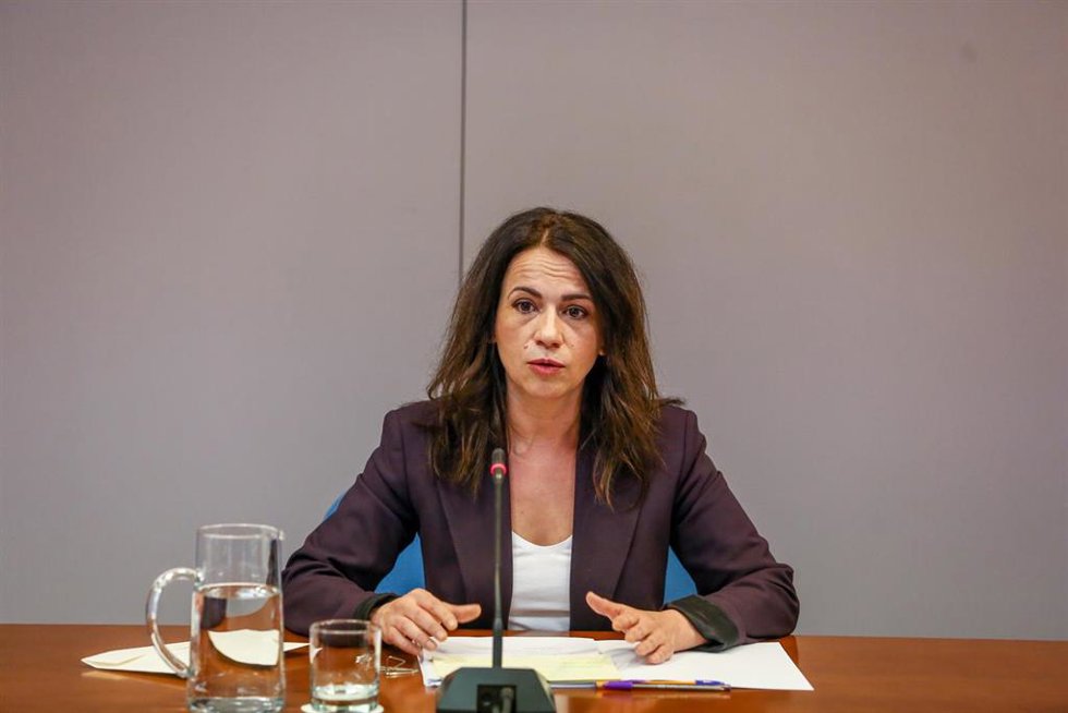 Archivo - La Secretaria de Estado de Sanidad, Silvia Calzón Fernández durante una rueda de prensa convocada ante los medios, a 15 de abril de 2021, en el Complejo de La Moncloa, Madrid, (España). 