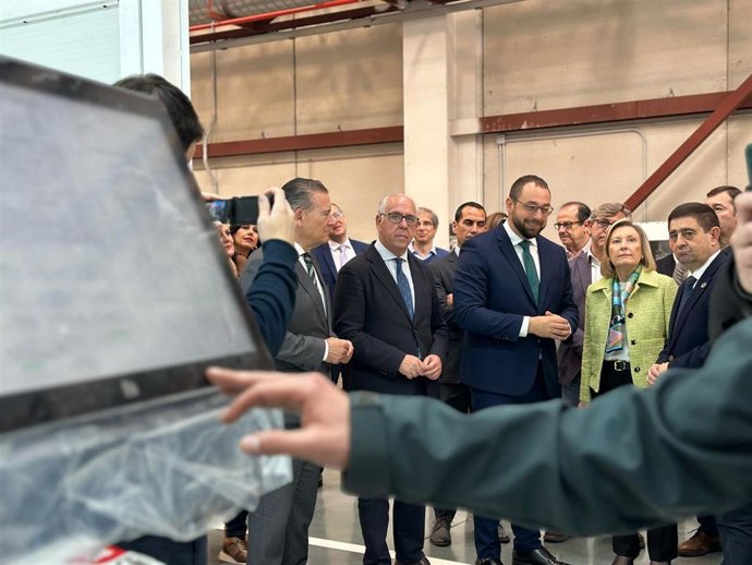 Inauguración del Centro de Desarrollo de Aplicaciones Especiales y Certificación de Procesos para los Sectores Militar y Defensa (Cedaec).