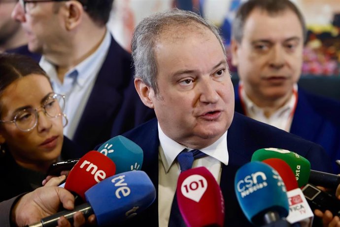 Archivo - El ministro de Industria y Turismo, Jordi Hereu.