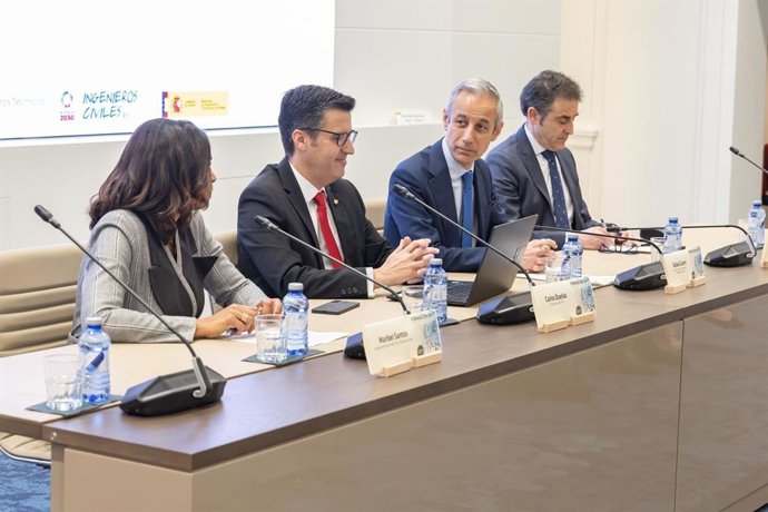 El Ministerio de Transportes y Movilidad Sostenible ha defendido la formación en la metodología BIM como una de las "claves" para lograr el "éxito" de su implementación en el ámbito público.