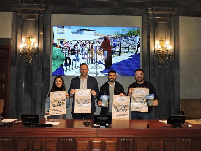 Presentación de la octava Ruta de la Tapa y Mercado Bandolero del municipio sevillano de Badolatosa.