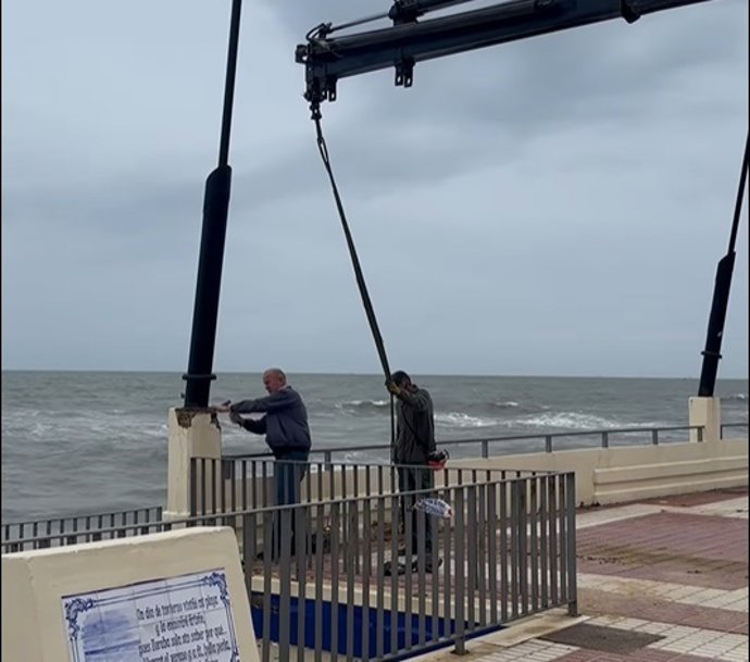 Paseo marítimo de la Playa Central de Isla Cristina (Huelva).