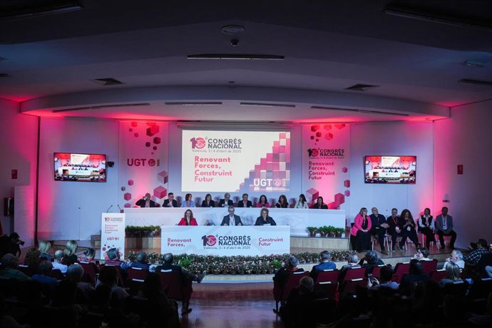 Vista general de la clausura del X Congreso Nacional de UGT PV, en la Casa del Pueblo de UGT PV, a 4 de abril de 2025, en Valencia, Comunidad Valenciana (España).