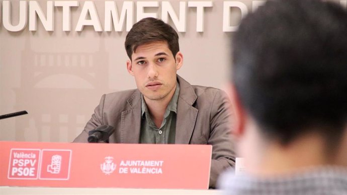 Archivo - El portavoz del PSPV-PSOE en el Ayuntamiento de València, Borja Sanjuán, en una imagen de archivo.