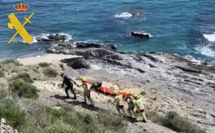 Rescate de un hombre en Cuevas del Almanzora (Almería).