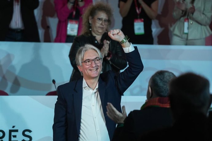 El recién elegido secretario general de UGT-PV, Tino Calero, durante la clausura del X Congreso Nacional de UGT PV, en la Casa del Pueblo de UGT PV, a 4 de abril de 2025, en Valencia