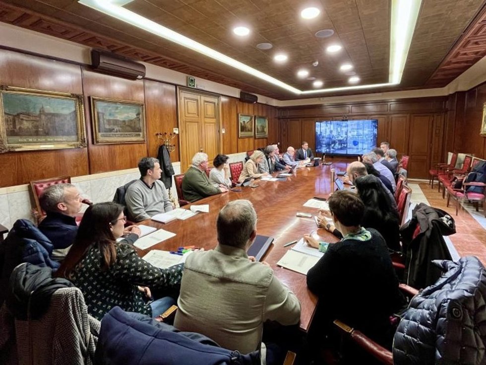 Reunión de la estructura organizativa del Ayuntamiento de Vitoria-Gasteiz
