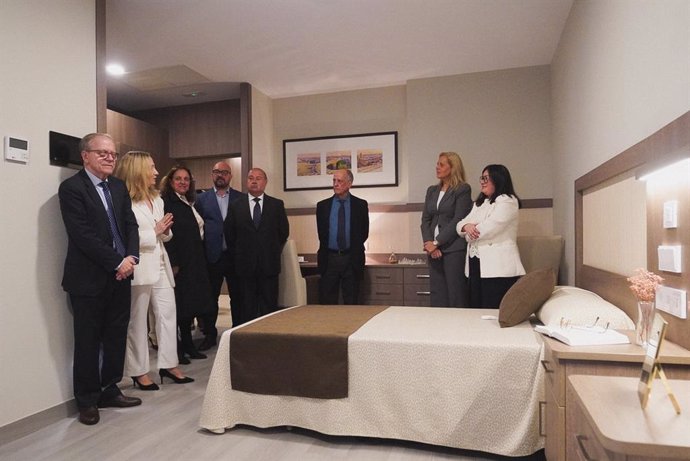 Inauguración del nuevo centro de personas mayores de Bormujos