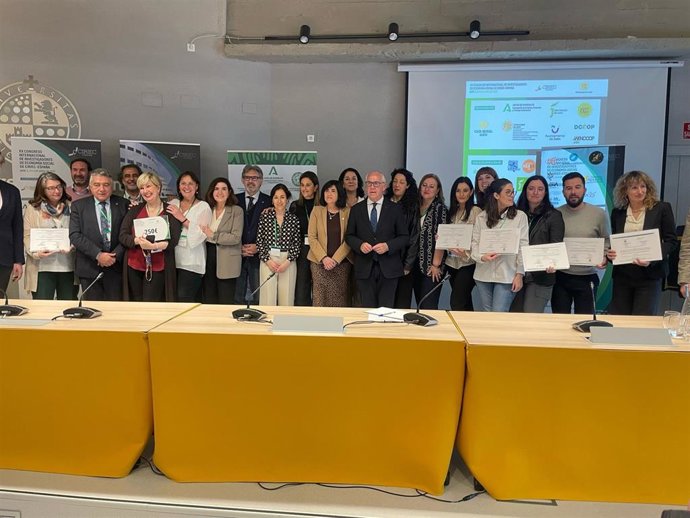 La consejera de Empleo, Empresa y Trabajo Autónomo, Rocío Blanco,  en el XX Congreso Internacional de Investigadores de Economía Social.